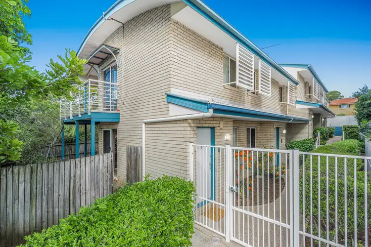 1/26 Yamboyna Street, Manly QLD 4179