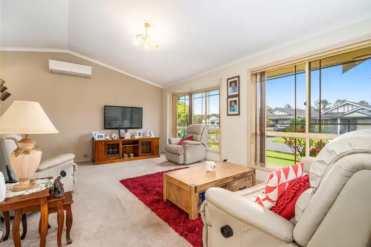 Second view of Homely house listing, 6 Paganini Crescent, Claremont Meadows NSW 2747