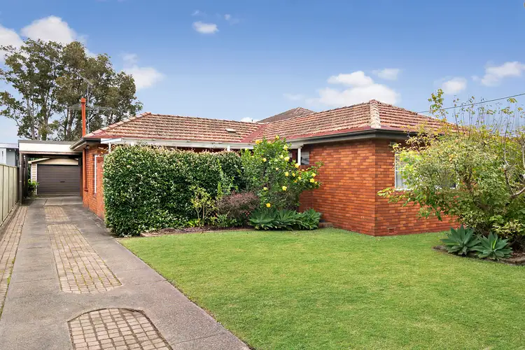 36 Engadine Avenue, Engadine NSW 2233