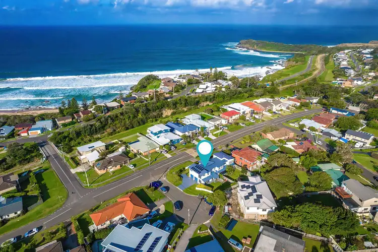 Sixth view of Homely semi-detached listing, 1 The Circuit, Kiama Downs NSW 2533