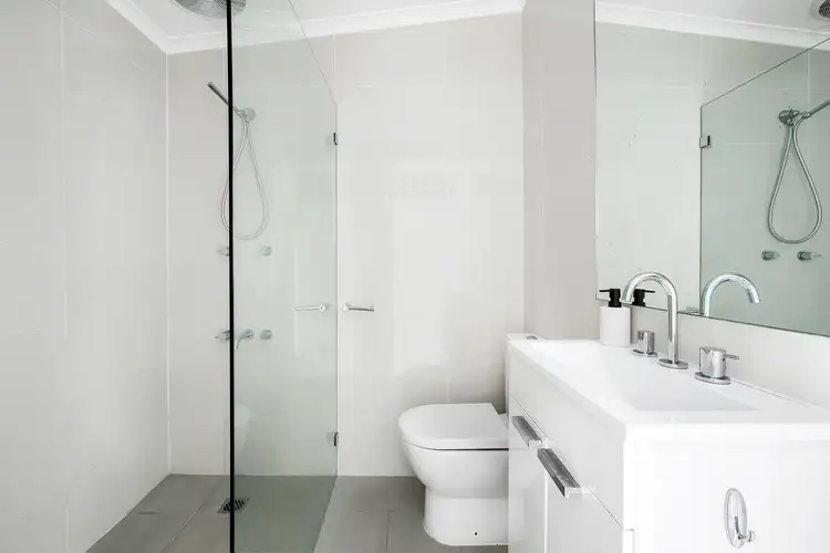 Sixth view of Homely house listing, 32 St James Road, Bondi Junction NSW 2022