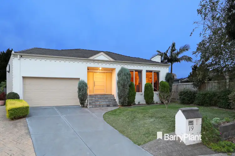 19 Maree Court, Rowville VIC 3178