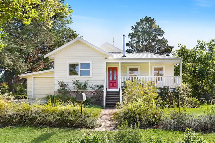 35 Wilson Street, Wentworth Falls NSW 2782