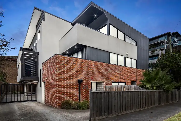102/83 Fehon Street, Yarraville VIC 3013