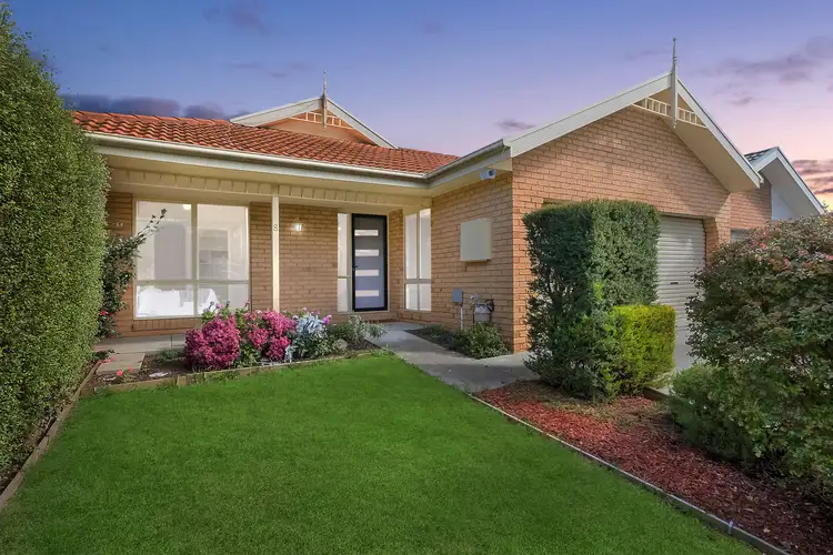 8 Lingiari Court, Ngunnawal ACT 2913