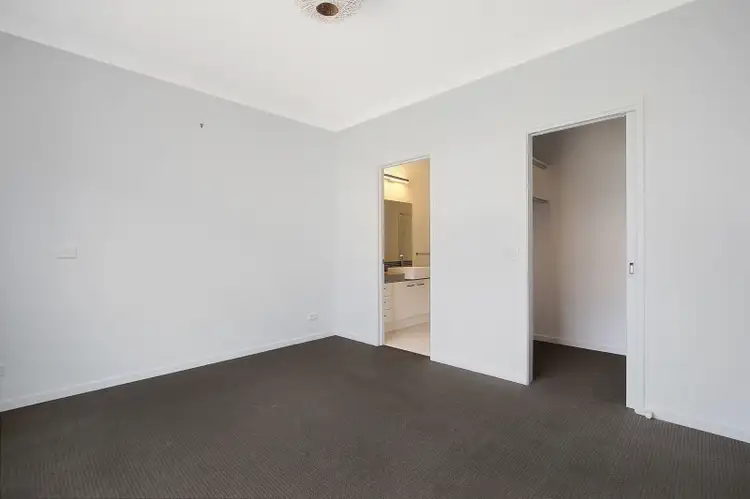 Fourth view of Homely house listing, 16 Elmwood Circuit, Wodonga VIC 3690