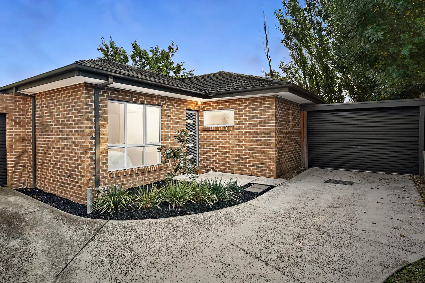 Main view of Homely unit listing, 2/1 Netherbrae Road, Frankston VIC 3199