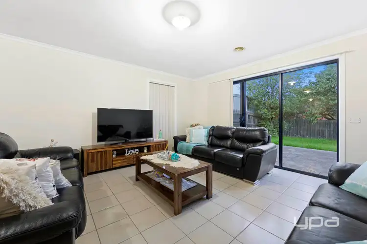 Fifth view of Homely house listing, 12 Feldspar Close, St Albans VIC 3021