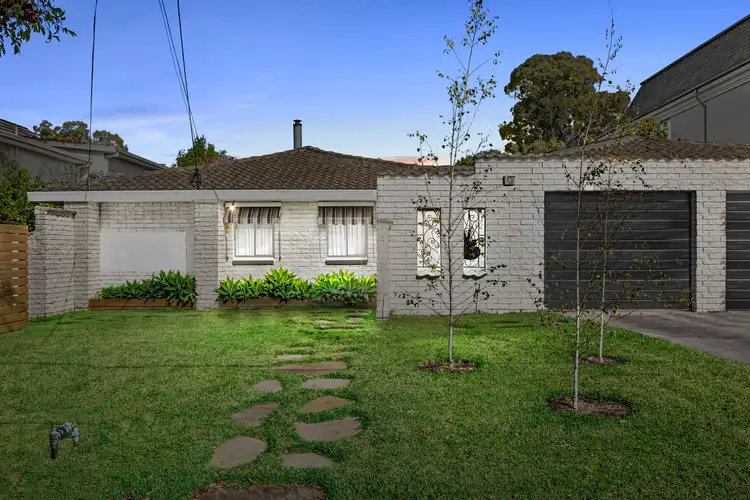 Main view of Homely house listing, 10 Sim Street, Mount Waverley VIC 3149