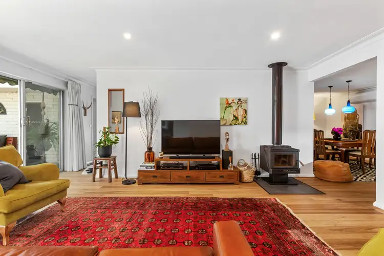 Second view of Homely house listing, 10 Sim Street, Mount Waverley VIC 3149