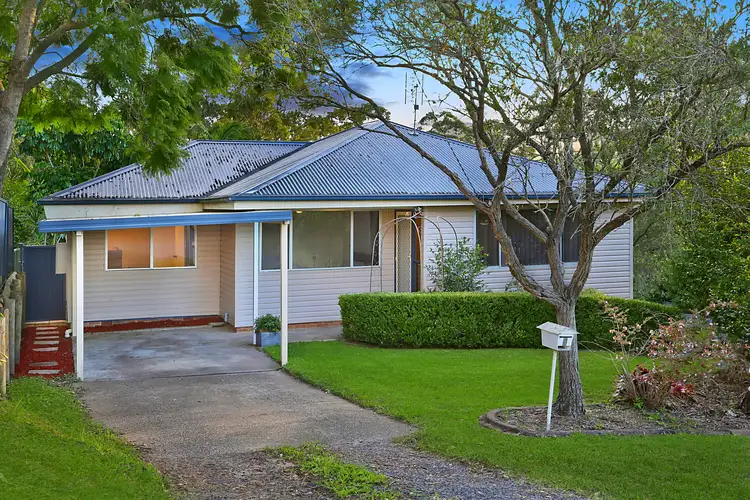 9 Kent Street, Niagara Park NSW 2250