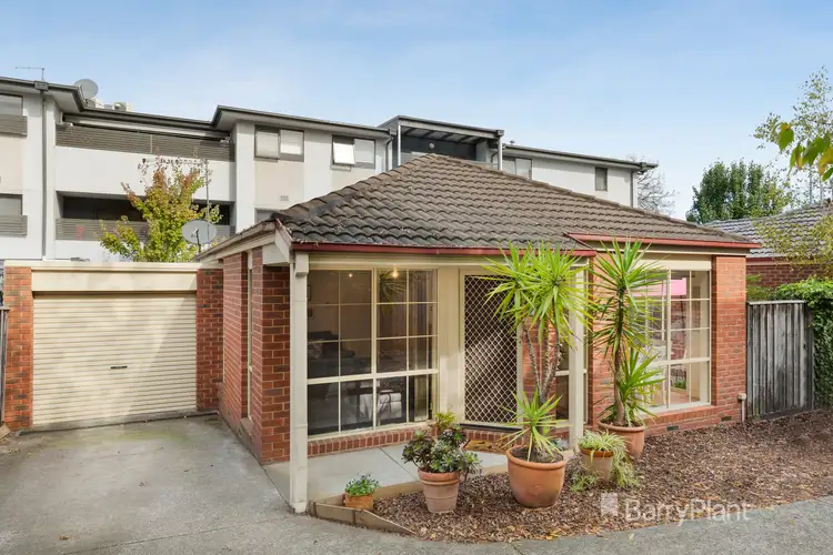 Main view of Homely unit listing, 2/8 Alfrick Road, Croydon VIC 3136
