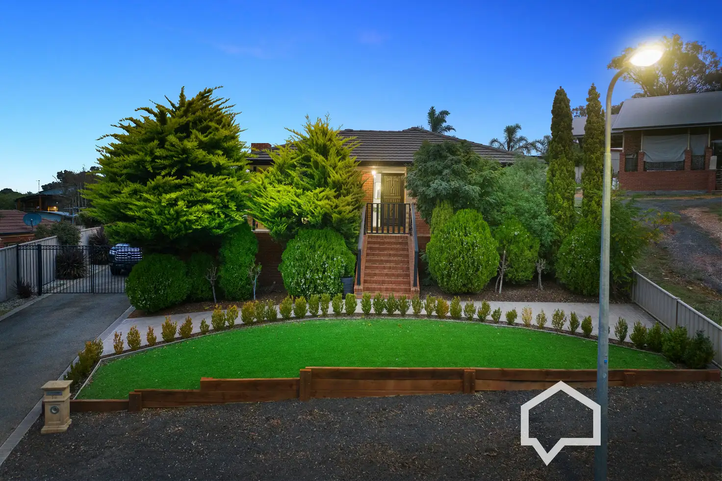 Main view of Homely house listing, 19 Julie Court, Kangaroo Flat VIC 3555