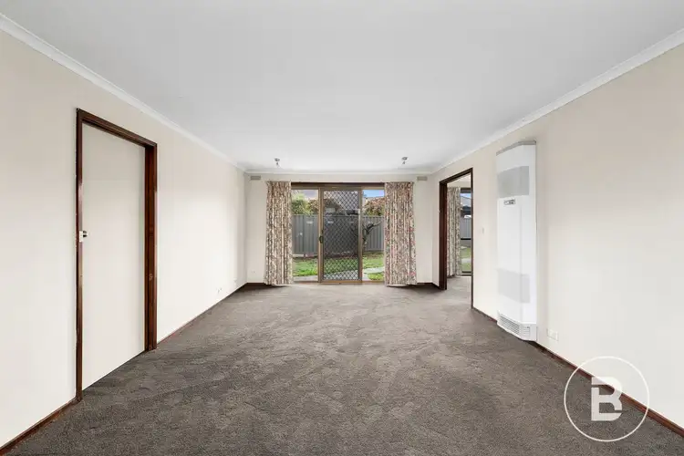 Sixth view of Homely house listing, 10 Edwards Crescent, Wendouree VIC 3355