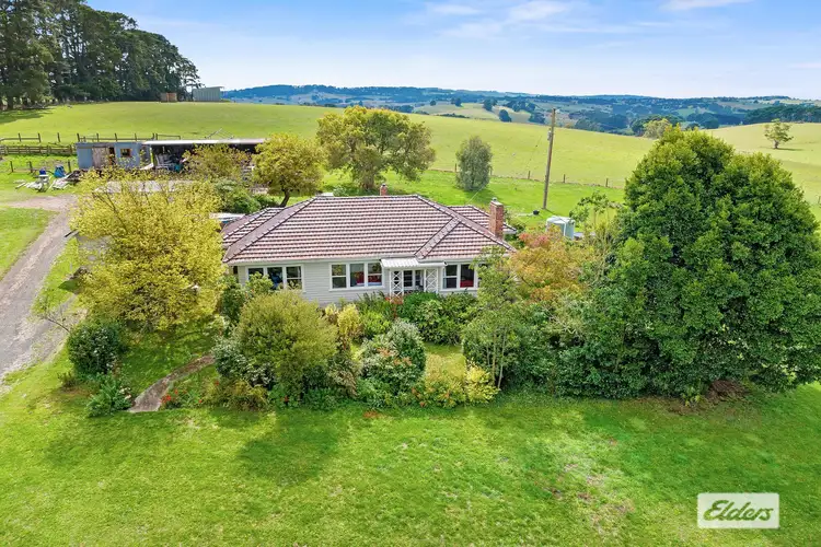 100 Holmes Road, Mardan VIC 3953