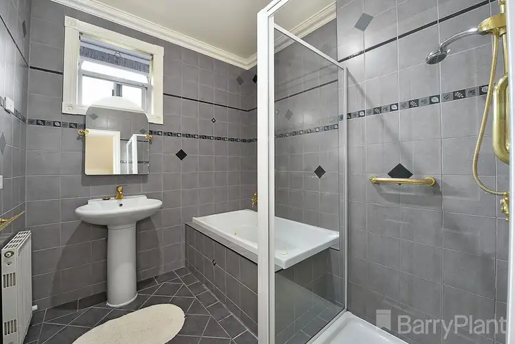 Seventh view of Homely unit listing, 1A/27 Briggs Street, Mount Waverley VIC 3149