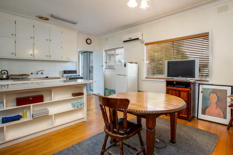 Third view of Homely unit listing, 1/18 Anne Street, Wodonga VIC 3690