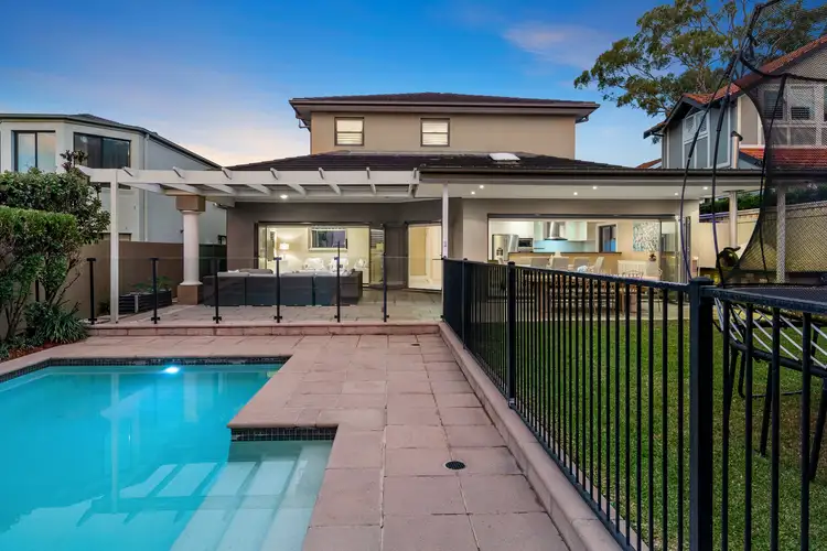 16 Bellambi Street, Northbridge NSW 2063