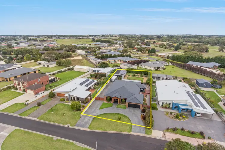 13 Laguna Court, Portland VIC 3305