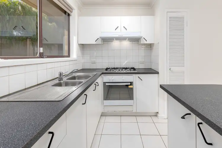 1/18 Hadley Street, Seaford VIC 3198