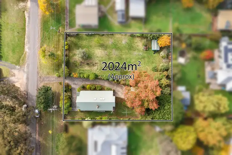 37 English Street, Macedon VIC 3440