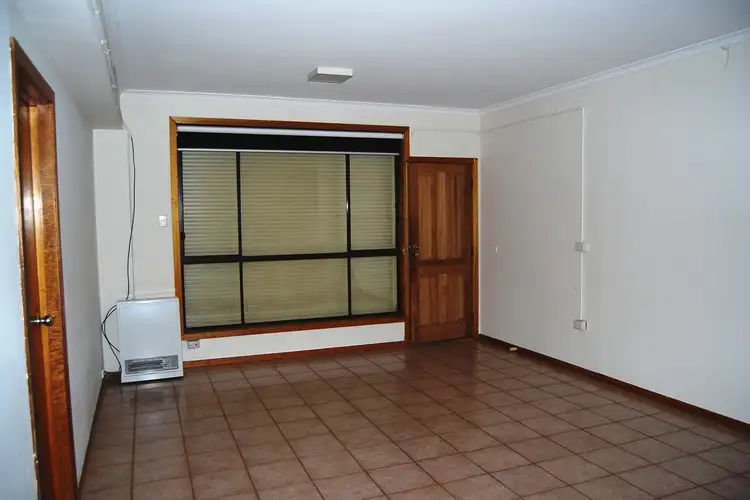Fourth view of Homely unit listing, 2/1 Tinto Close, Deer Park VIC 3023