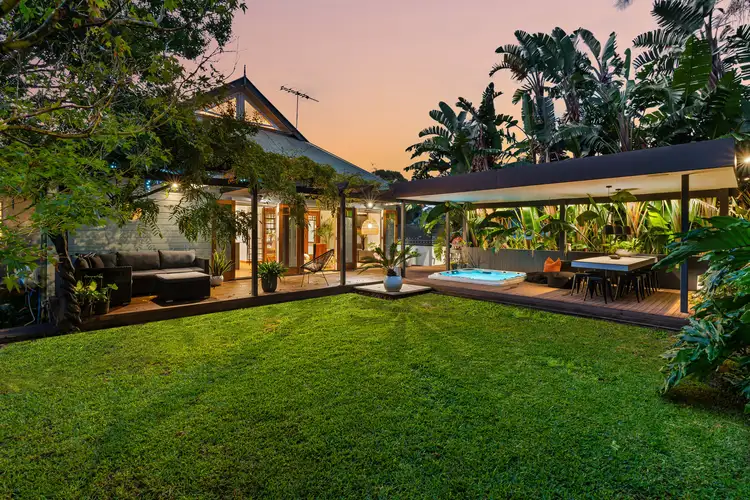 8 Laguna Street, Caringbah South NSW 2229