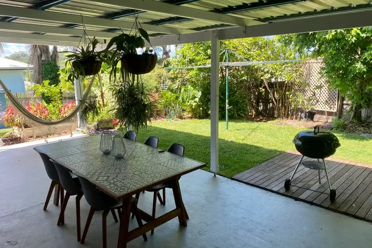 2 Mccrossin Court, Eimeo QLD 4740