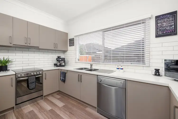 Sixth view of Homely unit listing, 5/12 Rodney Street, Gisborne VIC 3437
