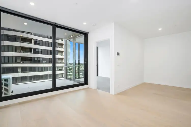 909/2 Joseph Road, Footscray VIC 3011