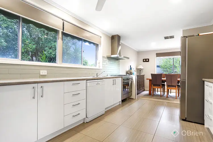 Third view of Homely house listing, 8 Berwick Close, Frankston VIC 3199