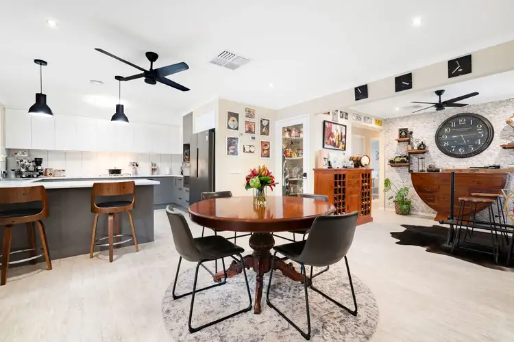 Sixth view of Homely house listing, 6 Dunluce Place, Wodonga VIC 3690