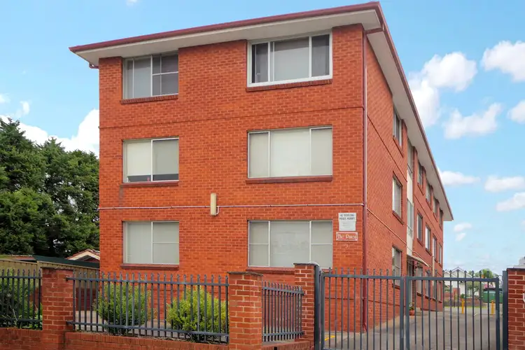 7/4 Howard Street, Canterbury NSW 2193