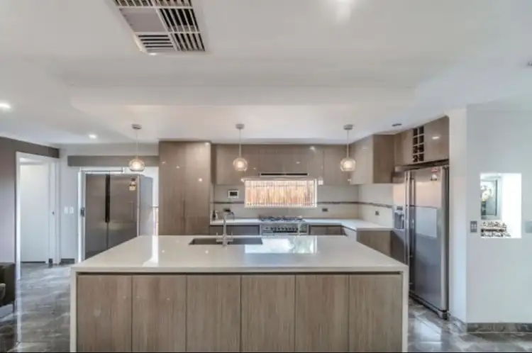 Second view of Homely house listing, 4 Nixon Court, Roxburgh Park VIC 3064