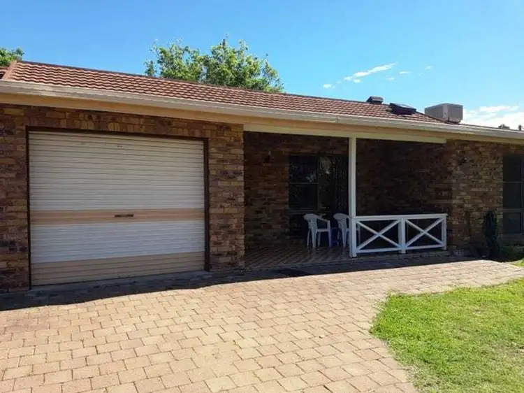 2/64 Pratten Street, Dalby QLD 4405