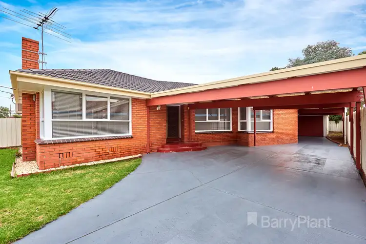 7 Kuringgai Crescent, Noble Park VIC 3174