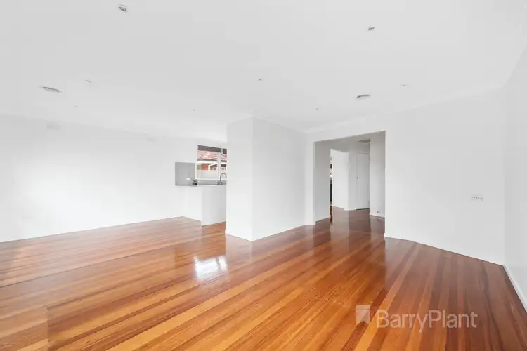 Fourth view of Homely house listing, 7 Kuringgai Crescent, Noble Park VIC 3174