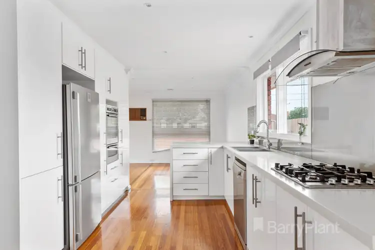 Fifth view of Homely house listing, 7 Kuringgai Crescent, Noble Park VIC 3174