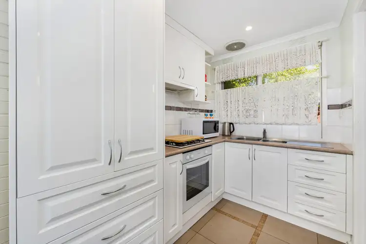 Fifth view of Homely unit listing, 2/23 James Street, Dromana VIC 3936