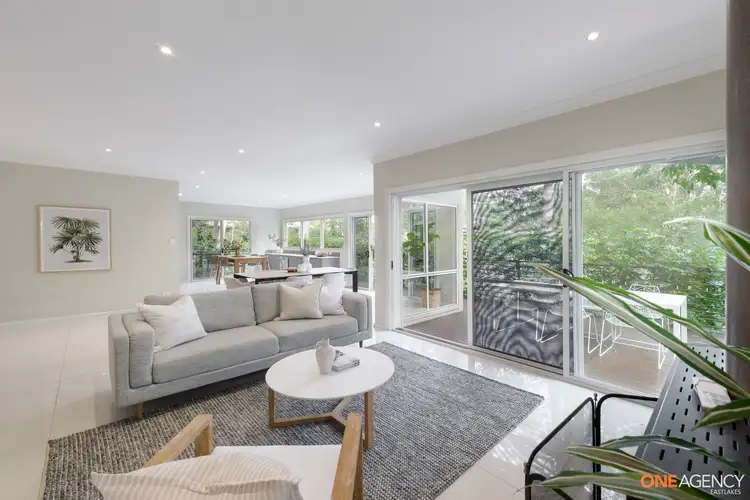 12 Lake Forest Drive