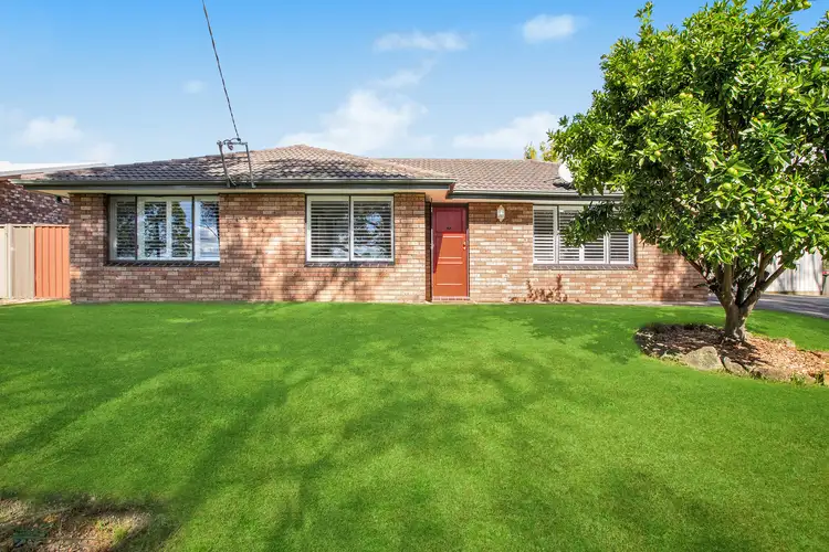 19 Fairways Crescent, Springwood NSW 2777