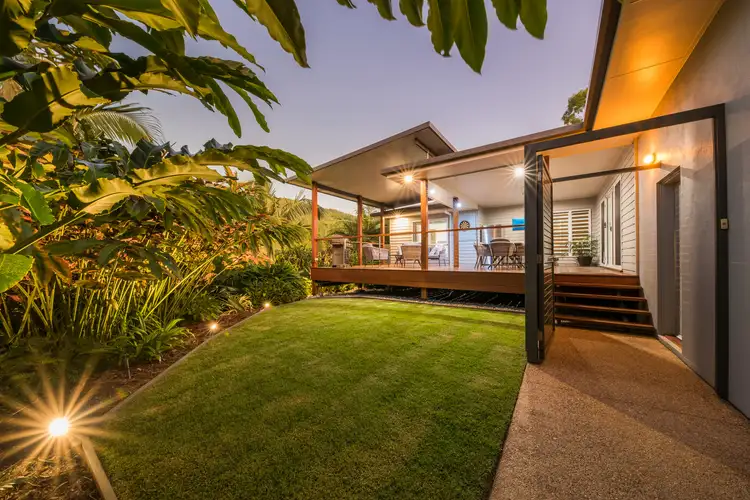1 Scarlet Gum Crescent, Cannonvale QLD 4802