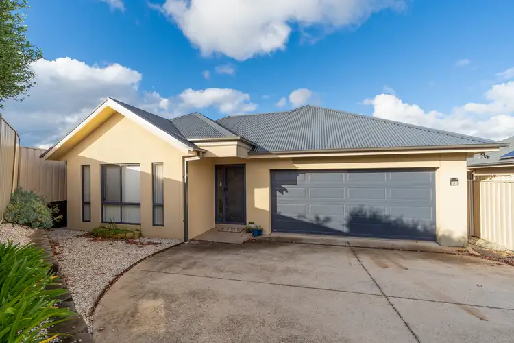 3 Stewart Close, Orange NSW 2800