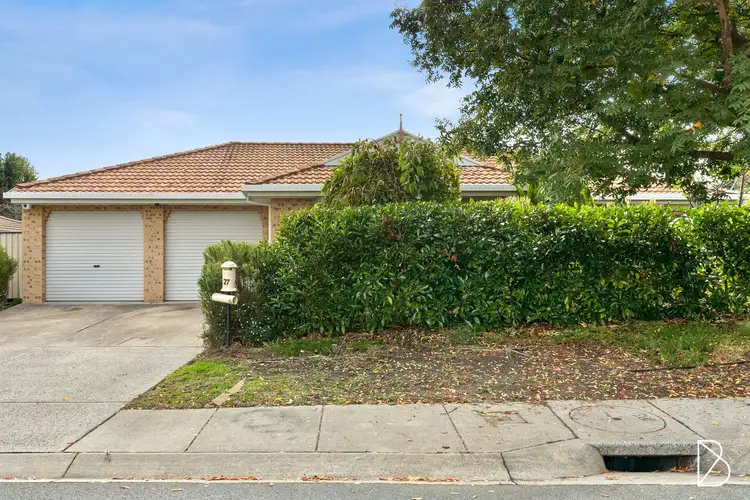 27 Mundang Crescent