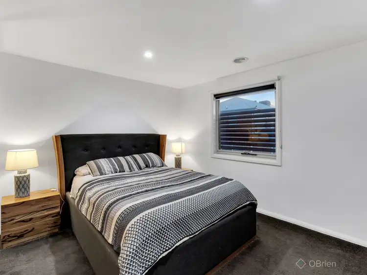 Fifth view of Homely house listing, 16 Sunshine Court, Hampton Park VIC 3976