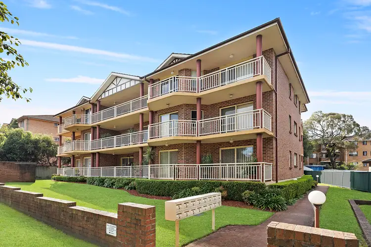 15/3-5 Shenton Avenue, Bankstown NSW 2200