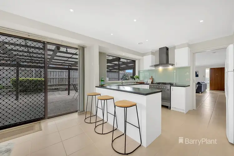 Fourth view of Homely house listing, 5 Whitfield Court, Mill Park VIC 3082