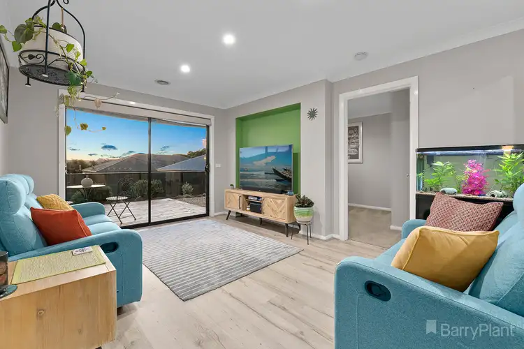 Sixth view of Homely house listing, 7 Lucerne Circuit, Pakenham VIC 3810