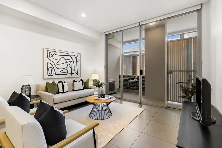 2/66 Mullens Street