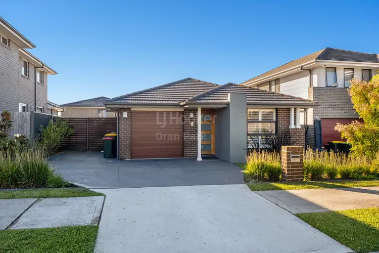 17 Hinton Loop, Oran Park NSW 2570